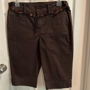 Bandolino size 8 brown shorts